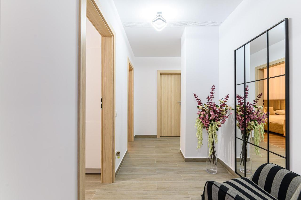 Apartment Lara's *
